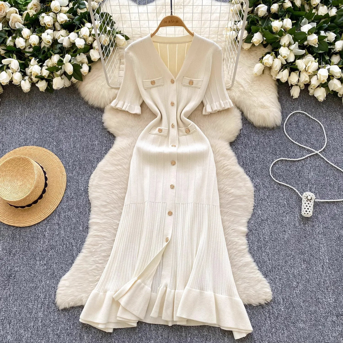 Robe Midi en Maille Boutons Dorés