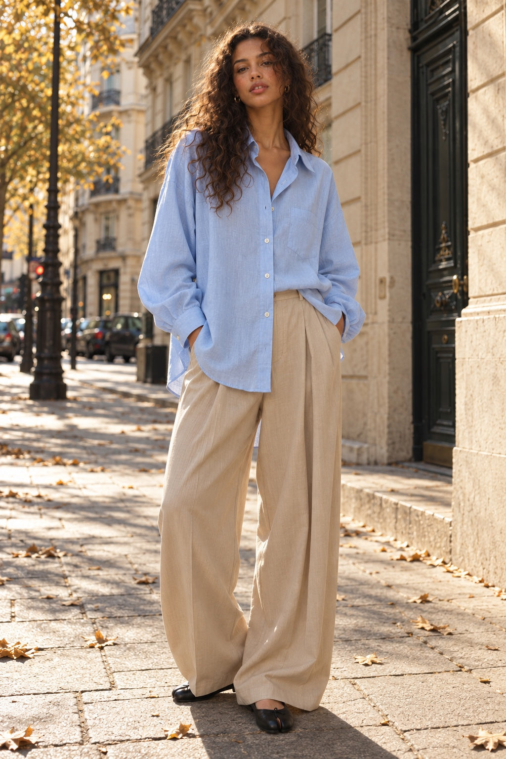 Chemise Oversize en Coton — Bleu ciel — porté