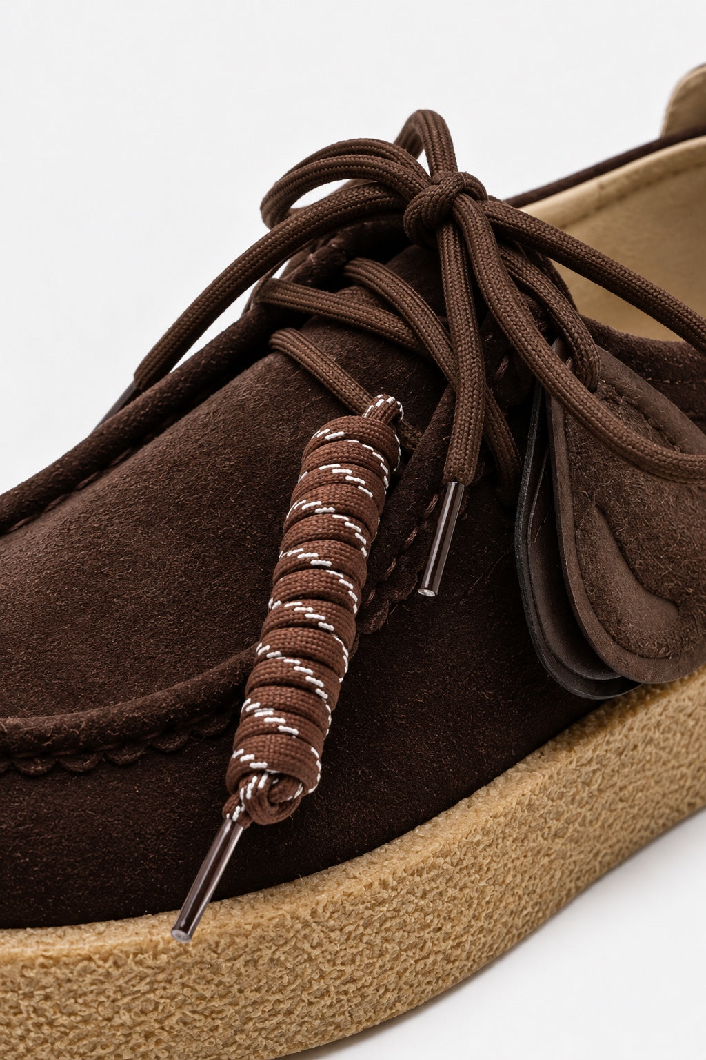 Mocassins à Lacets en Daim — Marron — détail