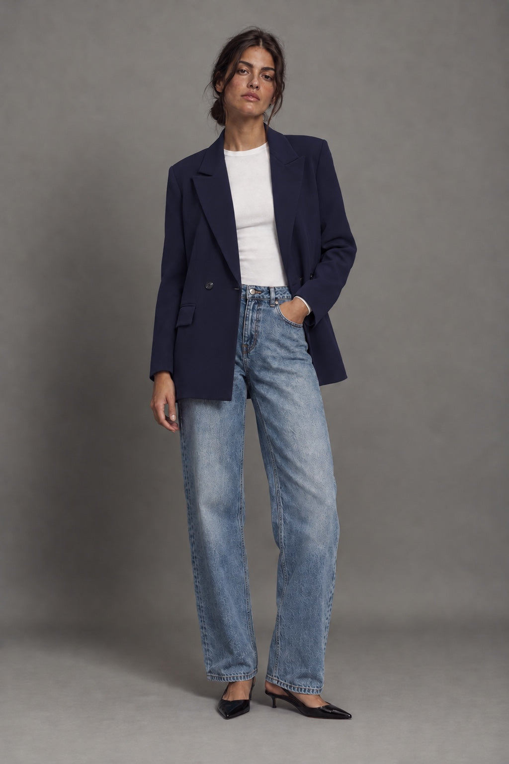 Blazer Croisé Ajusté — Marine — porté