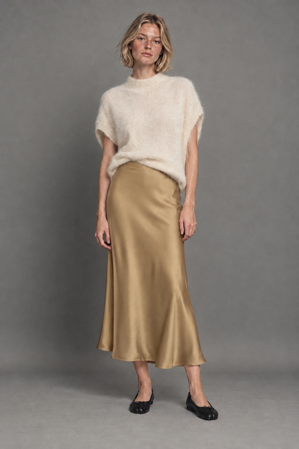 Jupe Midi Satinée — Caramel — porté