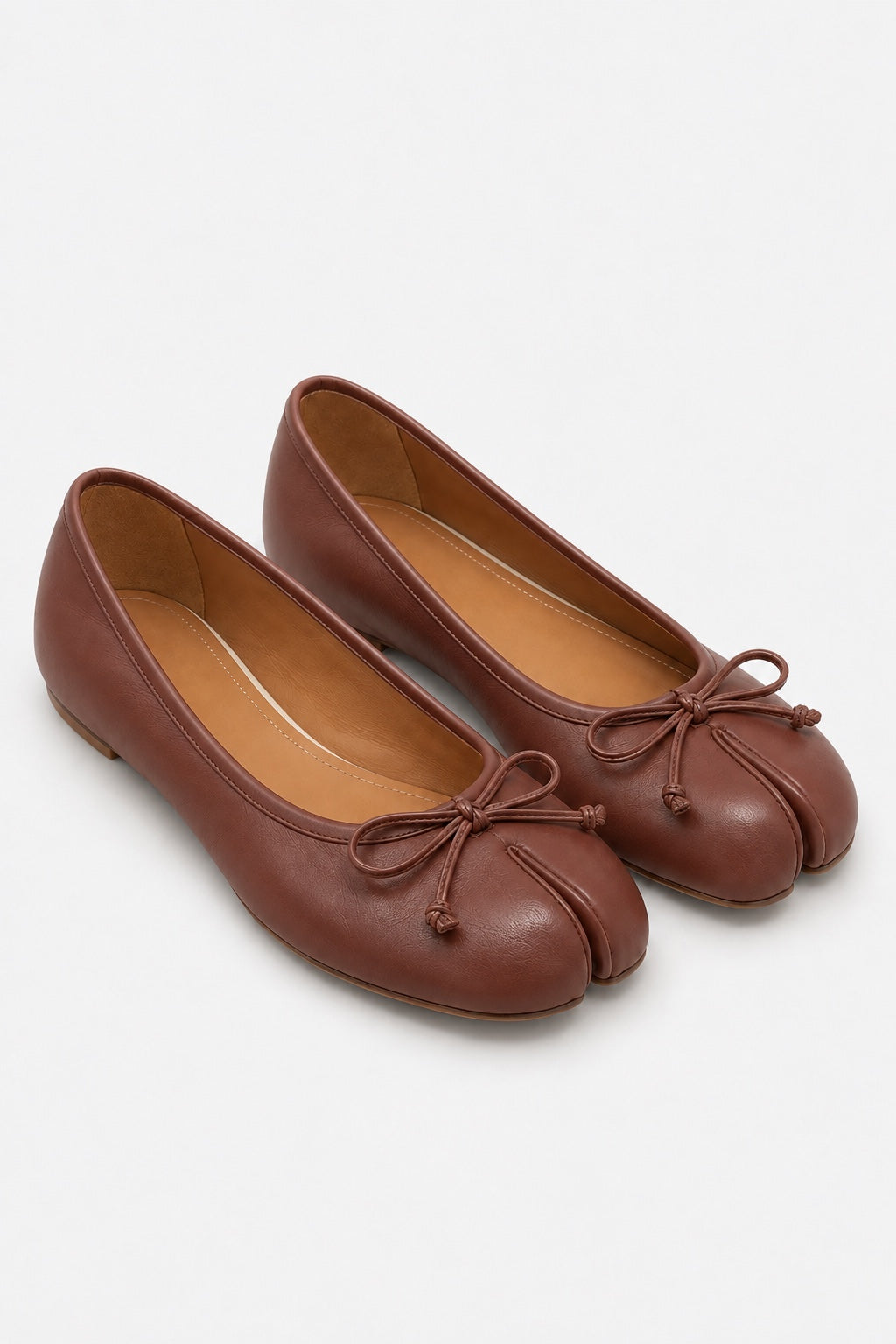Ballerines Tabi à Nœud — Cognac — produit